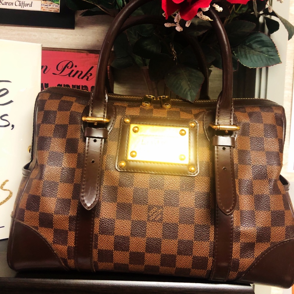 Louis Vuitton Berkeley